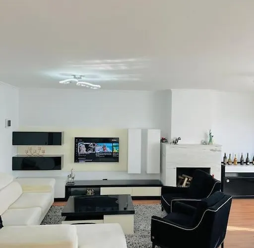 S\'S Apartament In Tirana