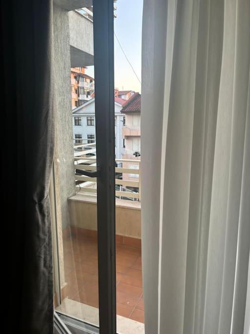 Apartment S's In